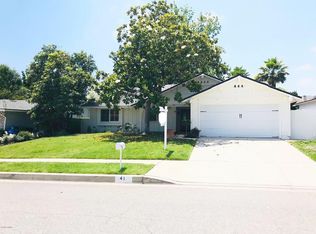 41 N Oakleaf Ave, Oak Park, CA 91377
