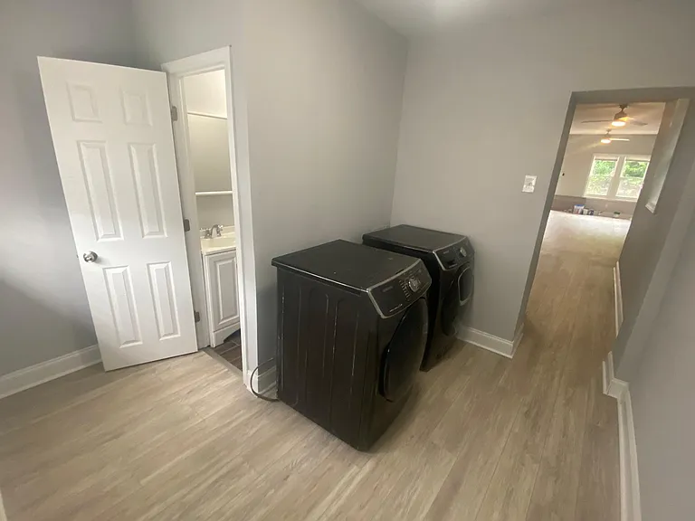 2850 D St — Photo 3