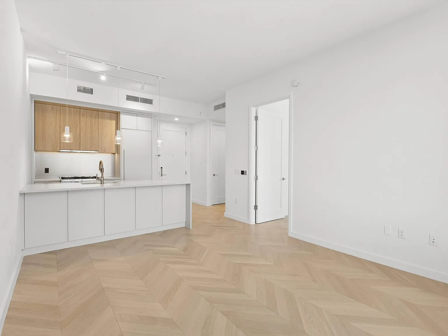 41-05 29th Street — Photo 1