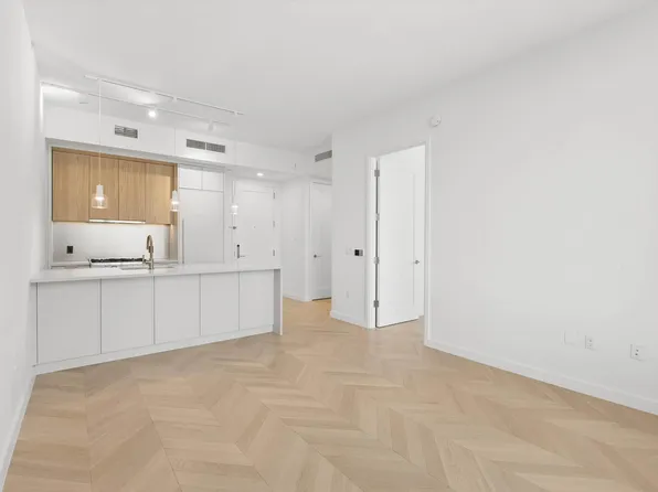 41-05 29th St #10B, Long Island City, NY 11101