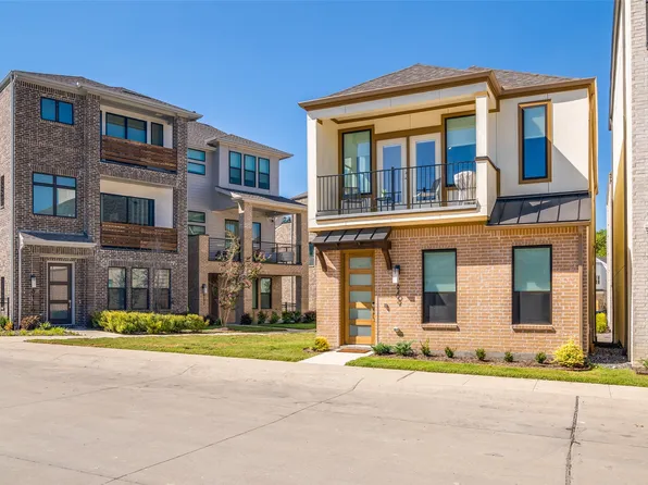 8202 Manoa Dr, Dallas, TX 75231
