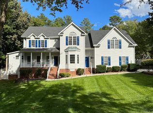 12109 Hogans Aly, Chester, VA 23836