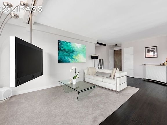 2nd image of 350 Bleecker St #5EF