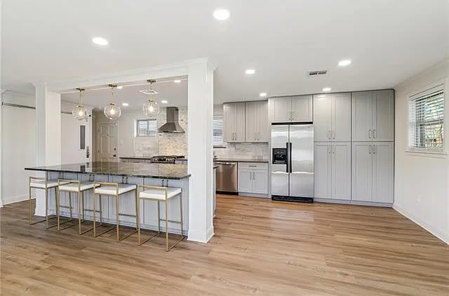 444 Beverly Garden Dr — Photo 12