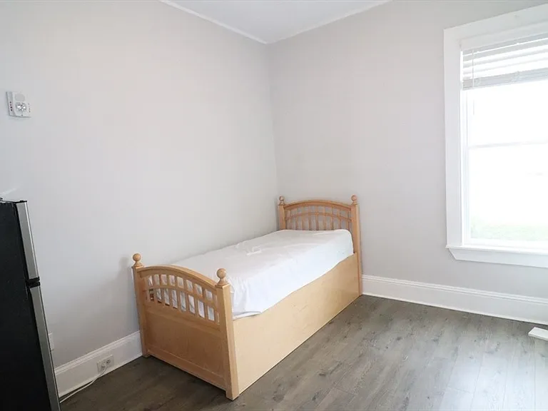 44 South St #7 — Photo 7