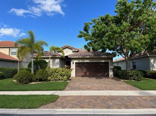 3476 Princeton Dr, Wellington, FL 33414
