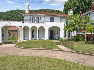 2406 Kanawha Blvd E, Charleston, WV 25311
