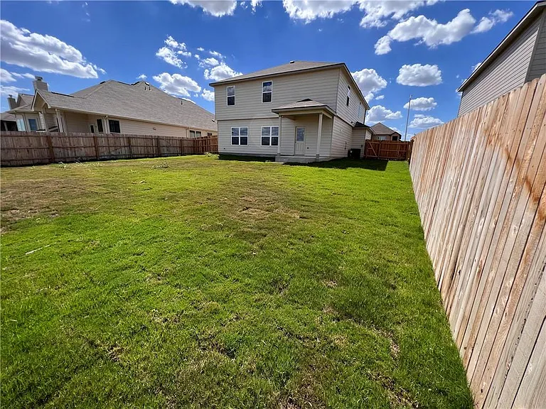 741 Farmers Dell — Photo 15