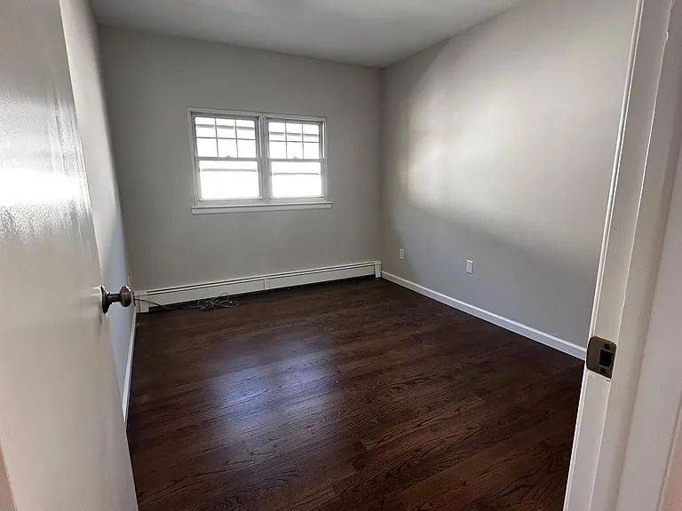 48 Lynn Ct — Photo 16