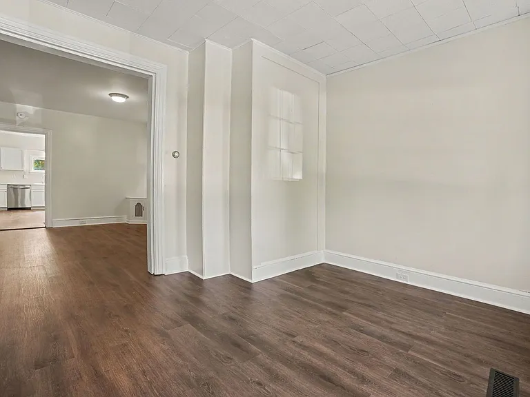153 Cedar St — Photo 6