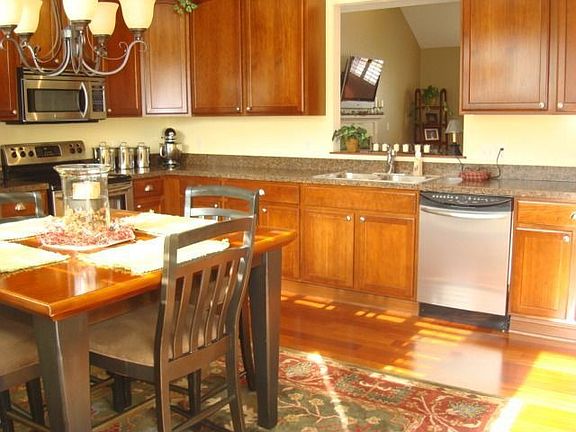 3rd image of 4518 Pebble Beach Dr