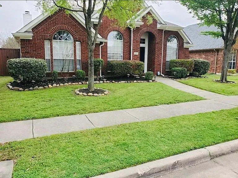 5209 Golden Wheat Ln — Photo 2