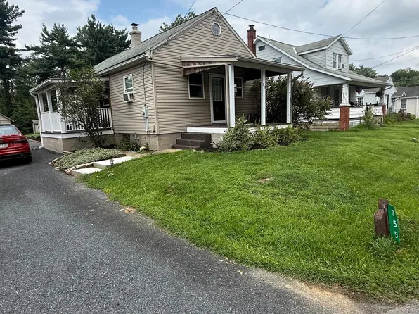 755 Turnpike Rd, Elizabethtown, PA 17022