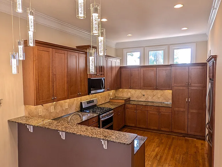 1129 Davis Cir NW — Photo 13