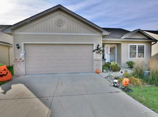 2704 Kitty Hawk Cir, Midland, MI 48642