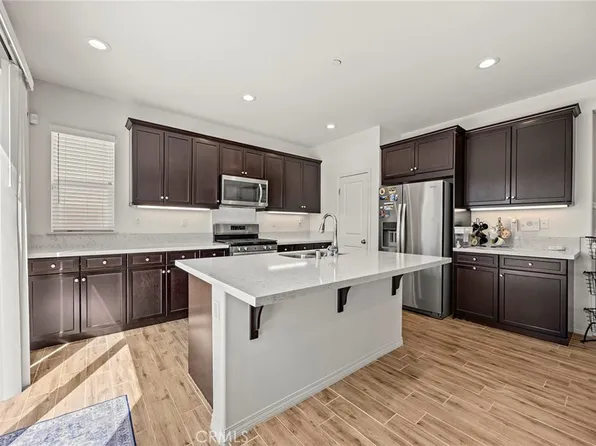 15237 Brookstone St, Fontana, CA 92336