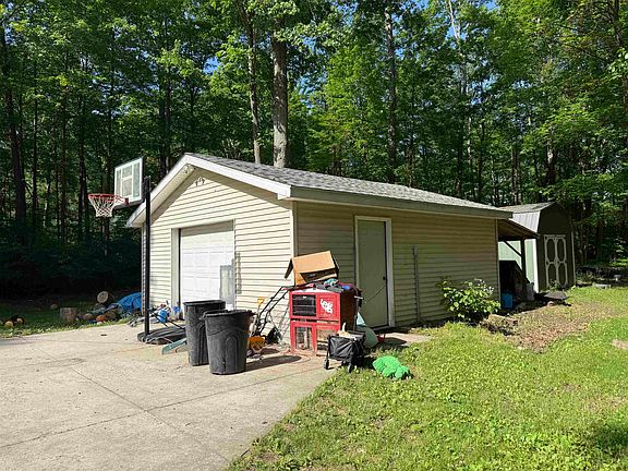 2nd image of 5911 Jackson Ave