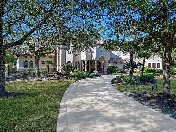 2nd image of 43 Philbrook Way