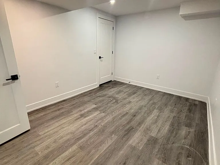13 Brider Cres #BASEMENT — Photo 4