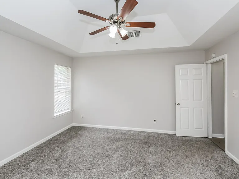 3875 Neyland Valley Dr — Photo 9