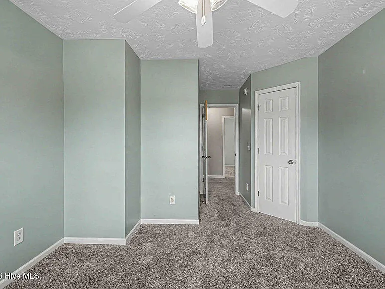301 Old Dam Rd — Photo 33