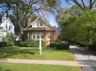 709 Elmore St, Park Ridge, IL 60068