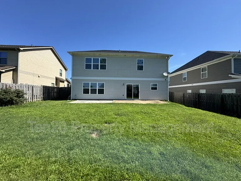 9708 Yellow Pine Rd — Photo 24