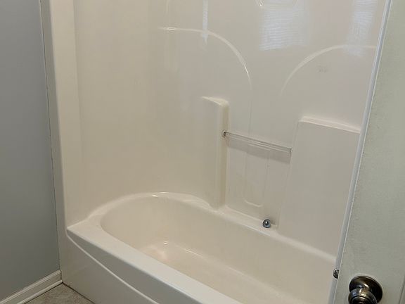 2nd image of 621 E 160th Ct