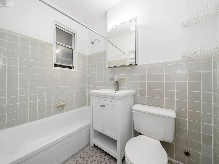 330 E 73rd St #16 — Photo 4