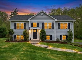 7 Pine Orchard Rd, Glocester, RI 02814