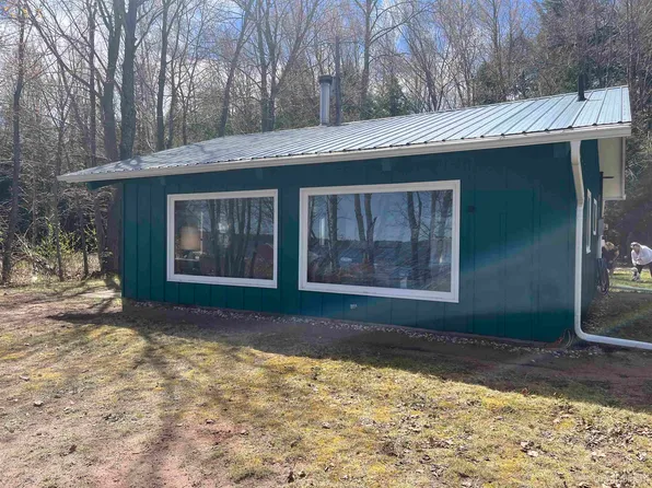 202 CoRd KS Road, Marquette, MI 49855