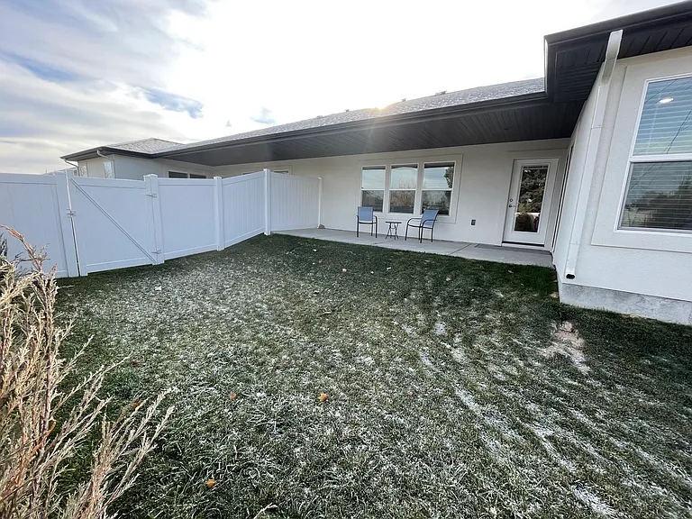 Cheri Ct — Photo 21