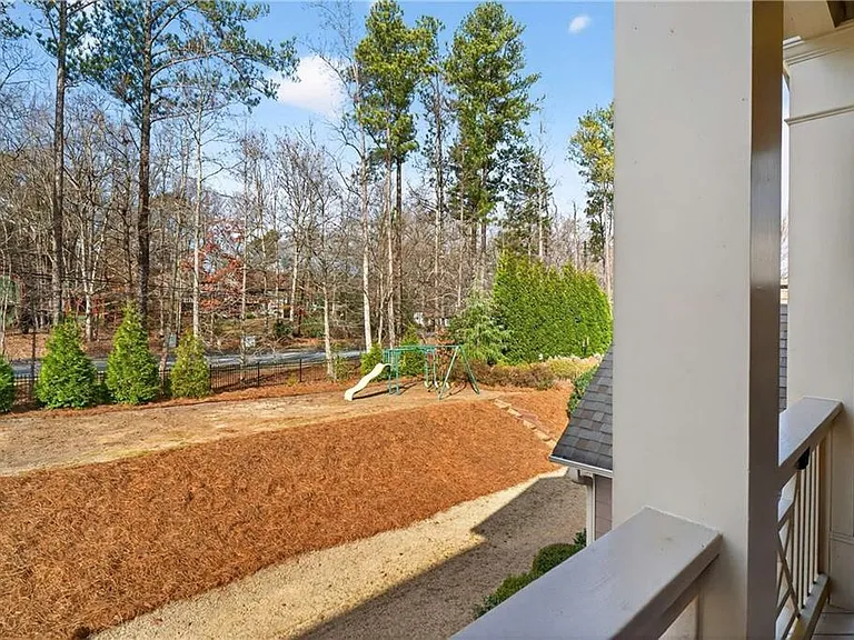 2607 Lulworth Ln — Photo 51