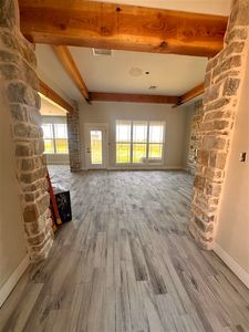 208 Meadowlark Ln, Geronimo, OK, 73543
