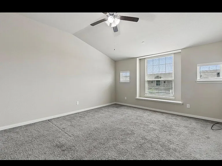 3121 Solana Cir — Photo 17