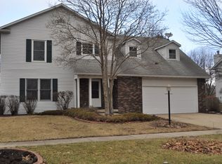 2602 Applewood Rd, Champaign, IL 61822