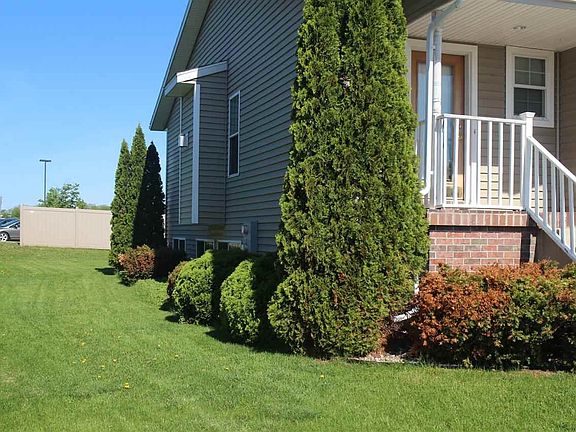 3rd image of 2150 Blue Heron Ct