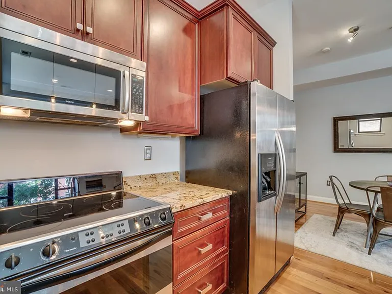 1210 V St NW #1 — Photo 7