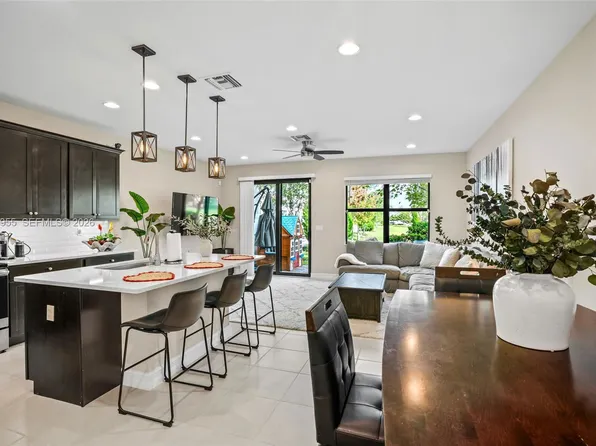 10103 Akenside Dr, Boca Raton, FL 33428