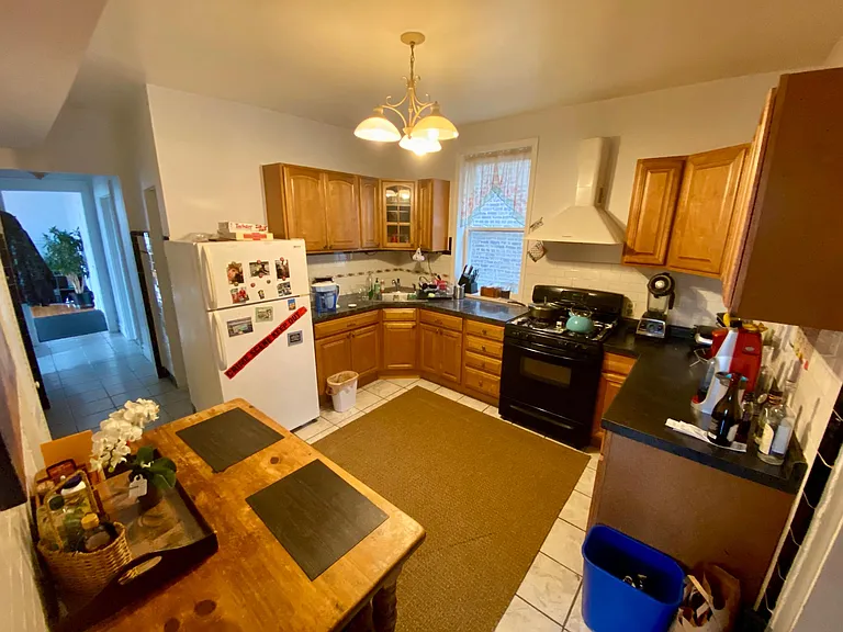 1258 N Kedzie Ave #2 — Photo 2