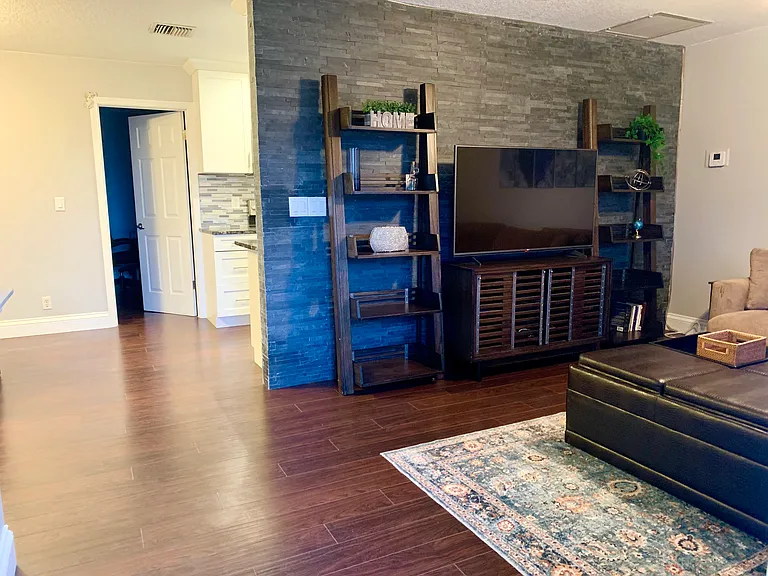 11883 Sturbridge Ln — Photo 10