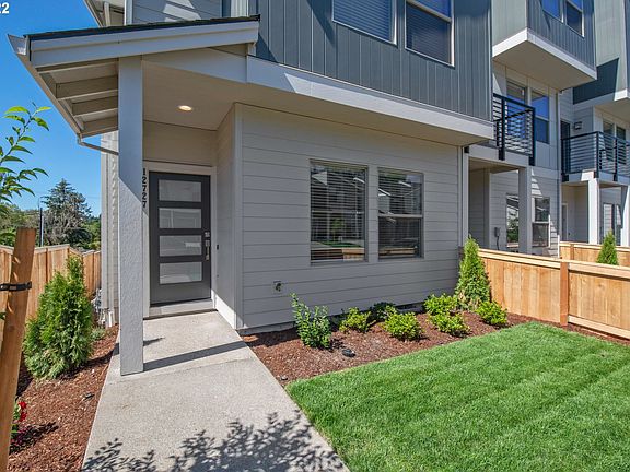 2nd image of 18114 NE 47th Ave Lot 73