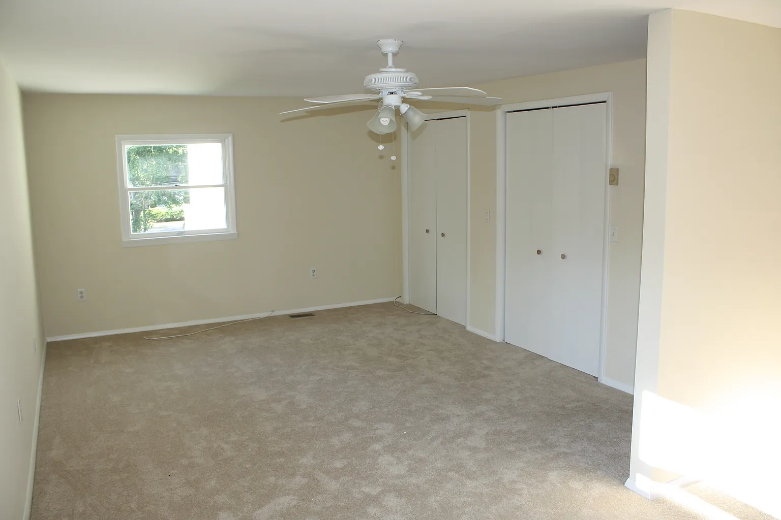 1190 Coast Ave photo 1