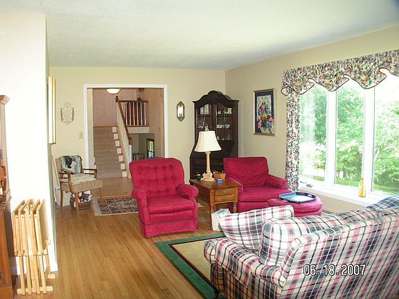 Living Room w/ Bow Window