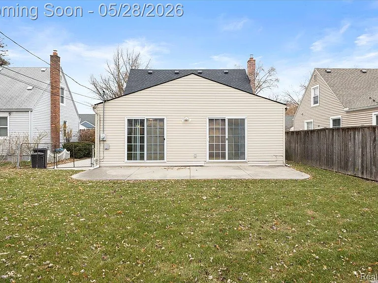 1313 Royal Ave — Photo 24