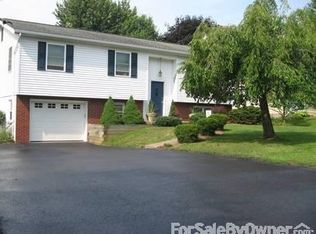 5 Smokehouse Ln, Shamokin Dam, PA 17876