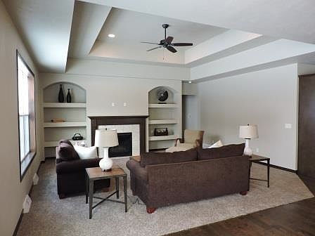 2nd image of 1021 Faversham Way