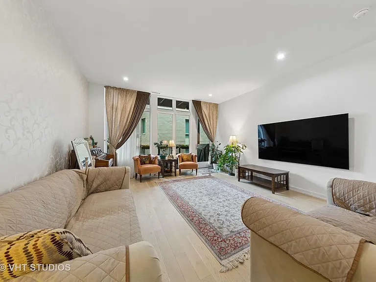 2773 N Hampden Ct #404 — Photo 13