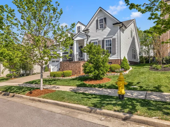 807 Caledonian Ct, Franklin, TN 37064