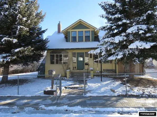358 N 3rd St, Lander, WY 82520